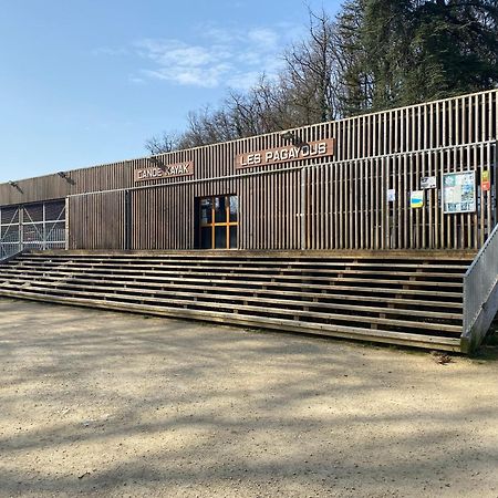 Logis Hotel Le Saint Georges Vivonne Bagian luar foto