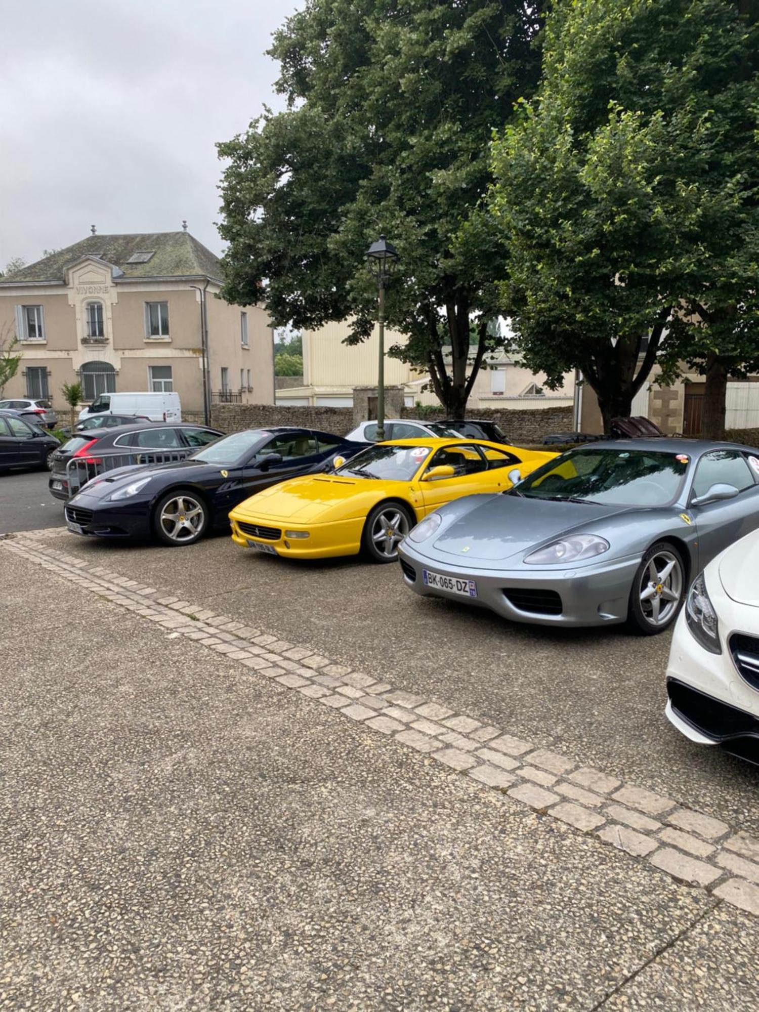 Logis Hotel Le Saint Georges Vivonne Bagian luar foto