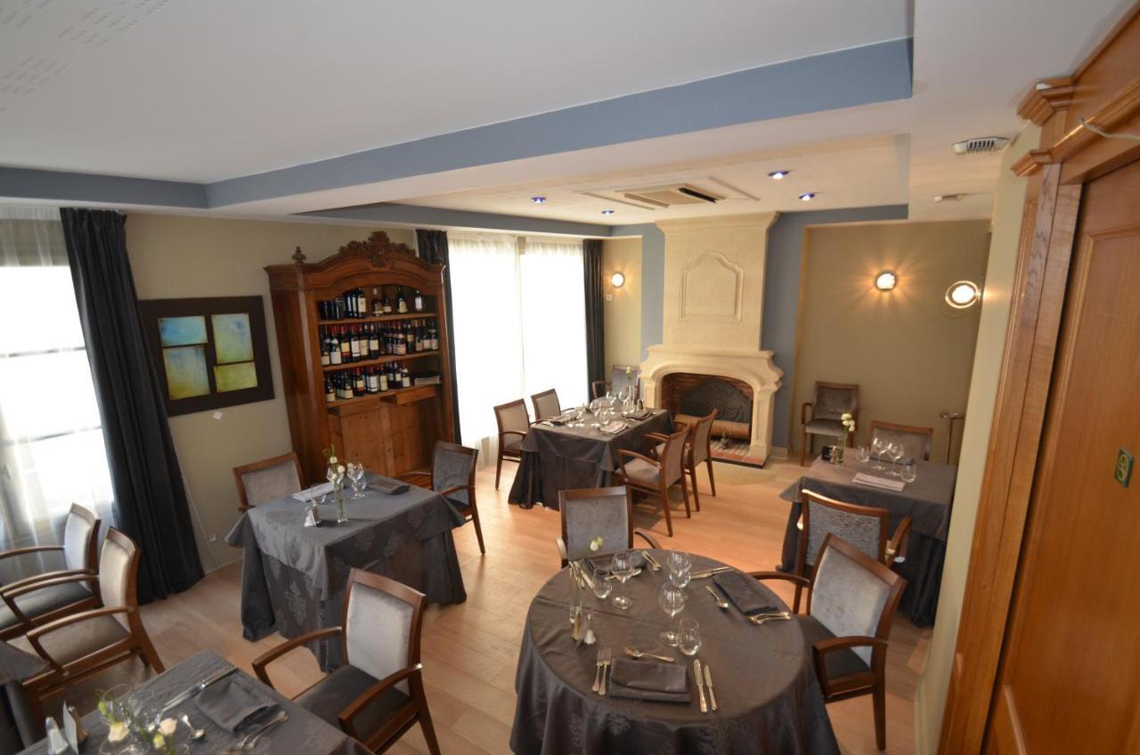 Logis Hotel Le Saint Georges Vivonne Bagian luar foto